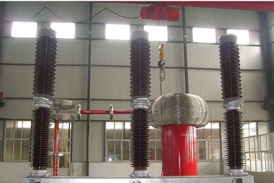 陕西高开电气 LW36-110/2000六氟化硫断路器的专业生产厂家与电力金具的重要性